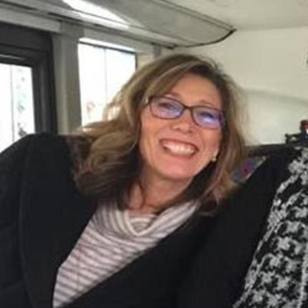 Meet your Posher, Pam